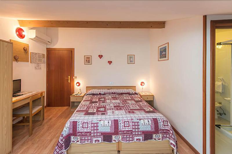 Albergo Antica Rosa Levico Terme Luaran gambar