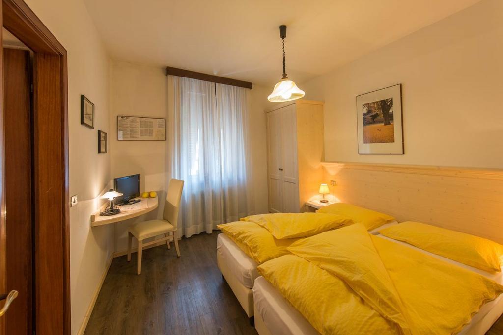 Albergo Antica Rosa Levico Terme Luaran gambar