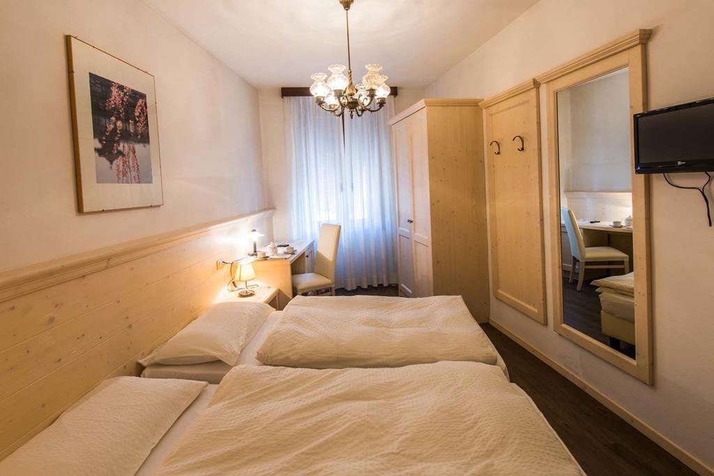 Albergo Antica Rosa Levico Terme Luaran gambar